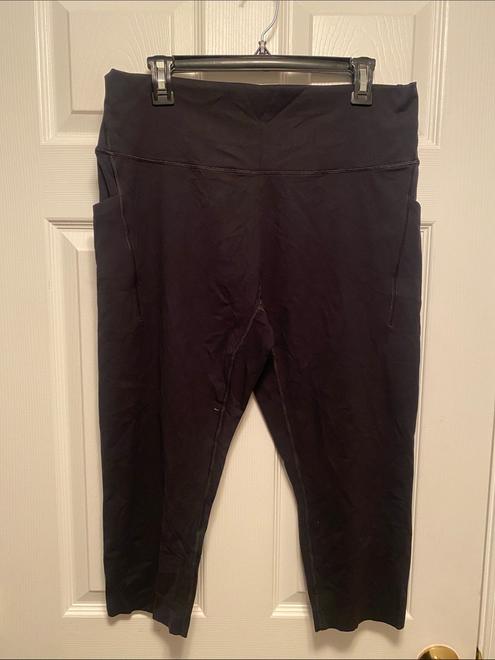 Healthyoga Black Women’s Active Leggings…size 2XL